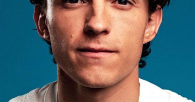 Spider-Man cresce nel buio: quando Holland abbandona l'adolescenza